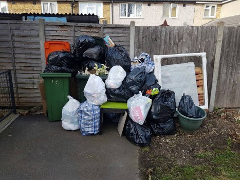 Business waste removal services in Abbey Wood